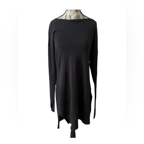 Women’s Ugg open back sweater - Picture 1 of 6